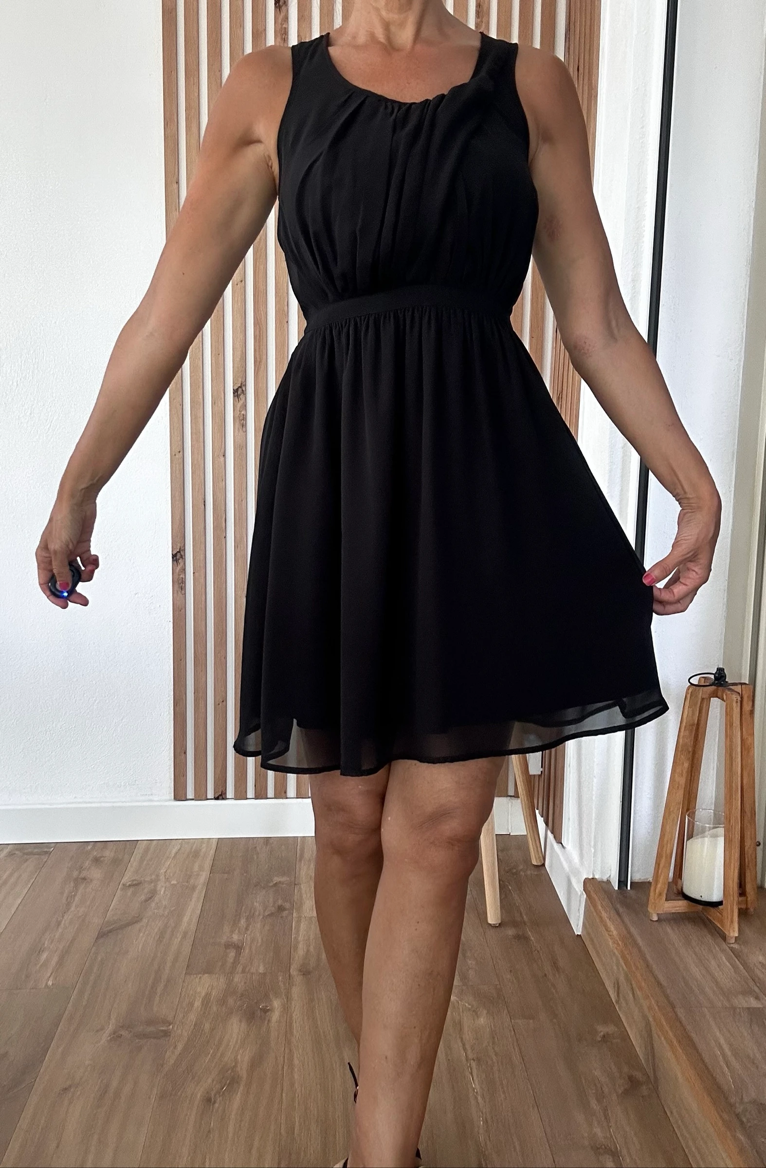 Fluid black dress Only size 38 – Like new – photo 5
